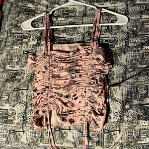 No boundaries pink crop scrunch tank